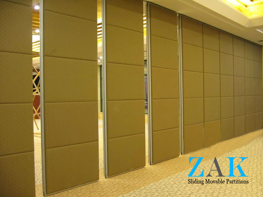Type 100 Series Sliding Partition